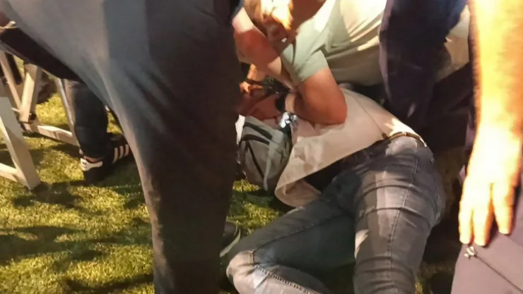 Konserine gelen vatandaş yaralandı