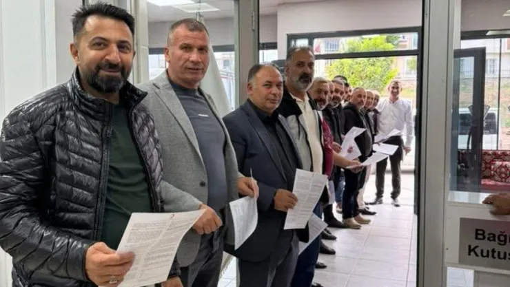 Dernek üyeleri kan kuyruğunda