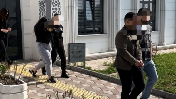 22 vatandaşı 4 milyon TL dolandırdılar