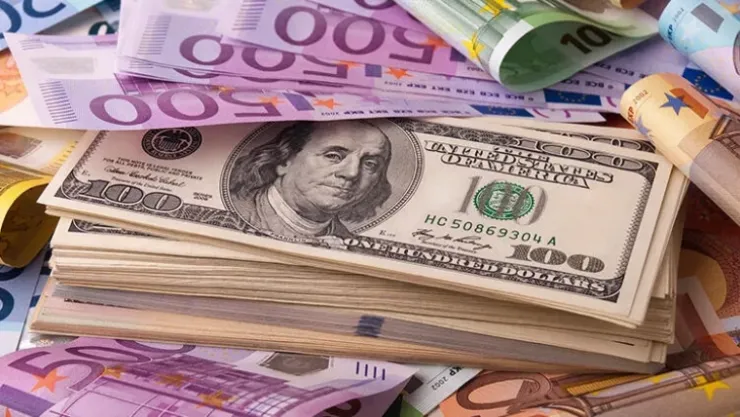 Dolar-Euro eşit oldu