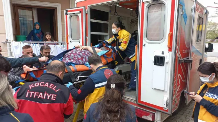 Düştüğü yerden kalkamayan kadın için ekipler seferber oldu