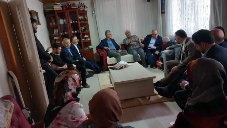 Ellibeş: Fırsat kollayanlara milletimiz izin vermez