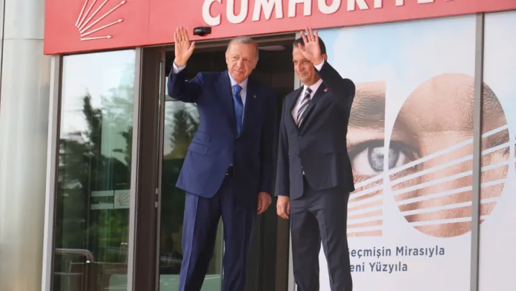 Erdoğan 18 yıl sonra CHP'de, işte ilk görüntüler