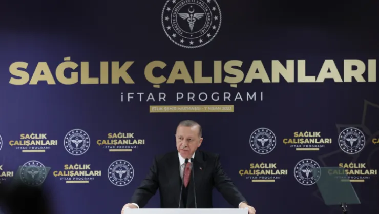 Erdoğan: 42 bin 500 sağlık personeli alıyoruz