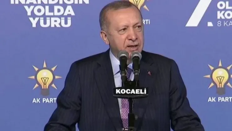 Erdoğan kongre salonuna geldi