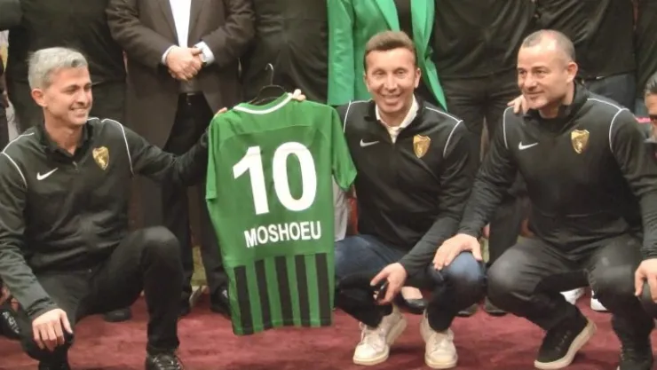 Evren Turhan: 'Eskiden para yok, kalite vardı. Şimdi para var, kalite yok'