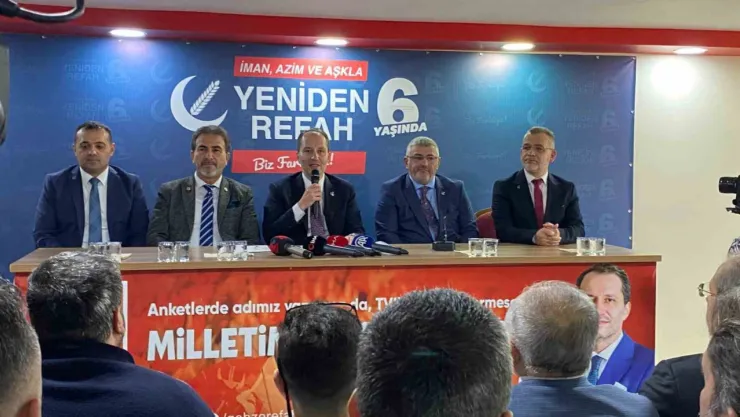 Fatih Erbakan Gebze'de konuştu: Suriye konusunda endişeli bir sevinç içindeyiz