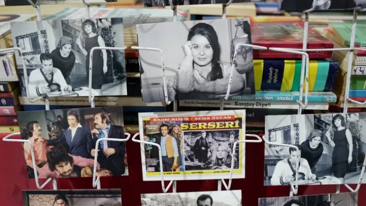 Fatma Girik, Kocaeli Kitap Fuarı'nda yaşıyor
