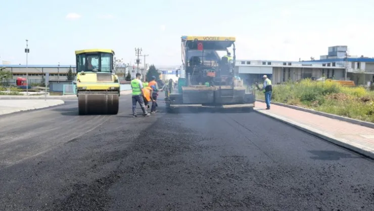Gebze Oto Sanayi'nin alternatif girişine asfalt
