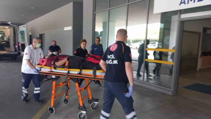 10 işçi zehirlenme şüphesiyle hastaneye kaldırıldı