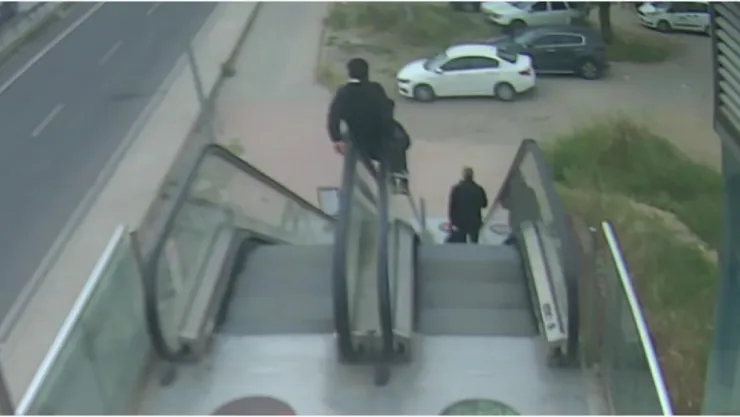 Gençlerin davranışı pes dedirtti