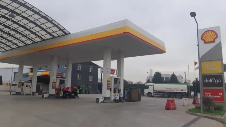 Gümüşel Petrol Shell bayi olarak hizmete başladı