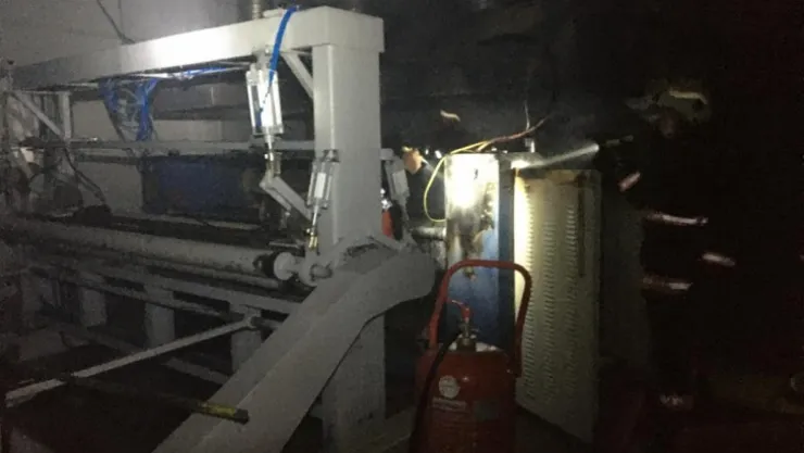 Sakarya'daki halı fabrikasında yangın çıktı