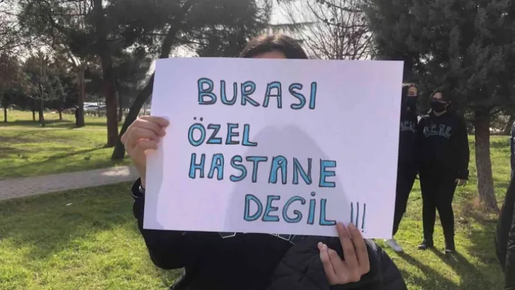 Okul müdürünü duygulandıran ziyaret