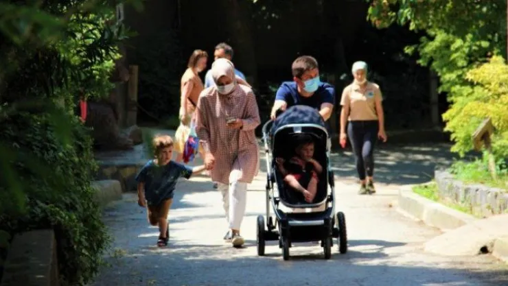 Hayvanat bahçesi kapılarını bu kez Türkiye'nin akciğerleri için açtı