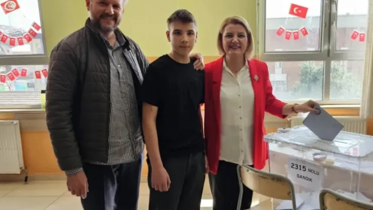 Hürriyet, oyunu kullandı