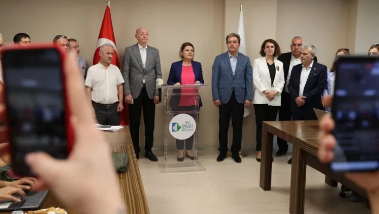 Hürriyet'ten bir toplantı daha! Yine 'Mağdurum' dedi