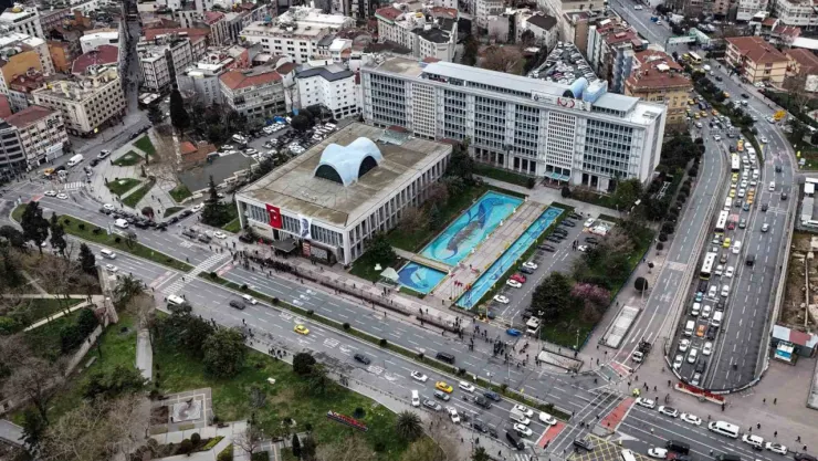 İBB'ye yönelik 5. dalga soruşturmasında 14 şüpheli tutuklandı