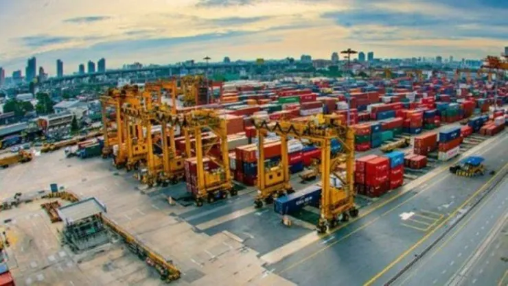 İhracat azaldı, İthalat arttı!