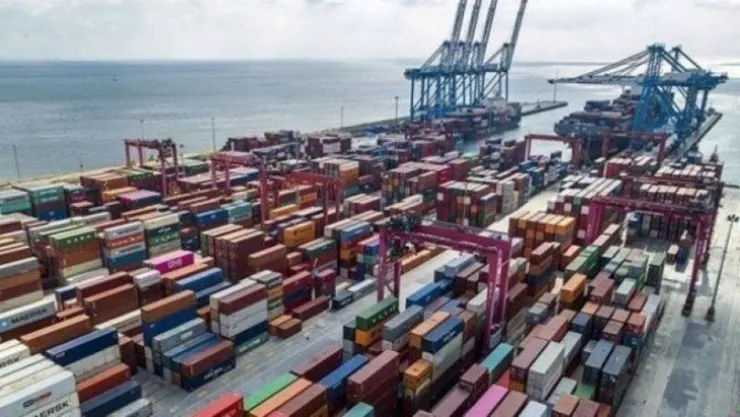 İhracat yüzde 5,74 azaldı, İthalat yüzde 20 arttı!