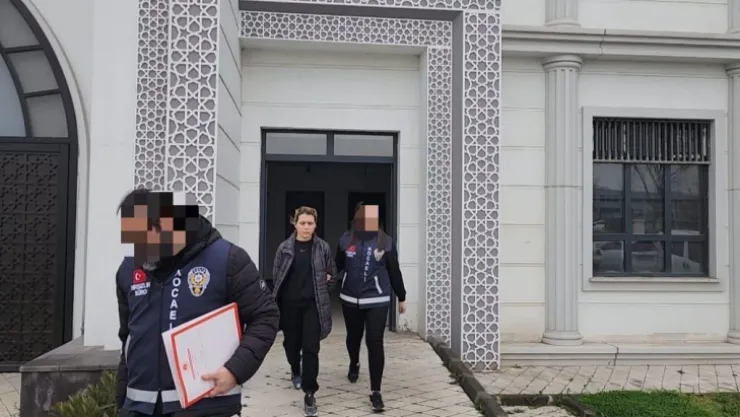 Kocaeli'de ziynet eşyası çalan şüpheliler yakalandı