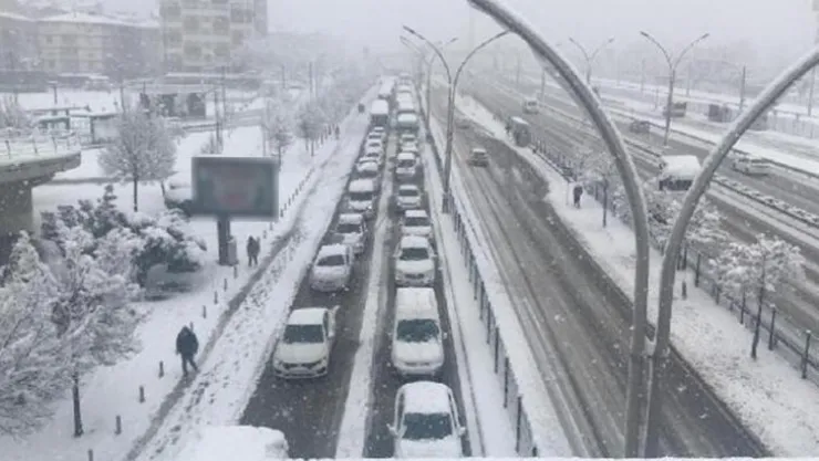 İki gün kar var