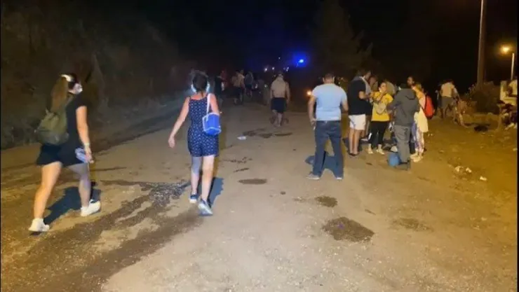 İlçede Yangın çıktı Halk seferber oldu