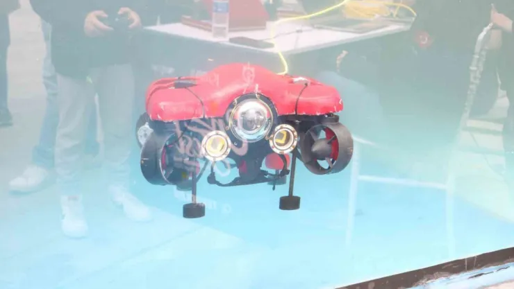 İnsansız su altı sistemleri aracı EnFest'te sergileniyor