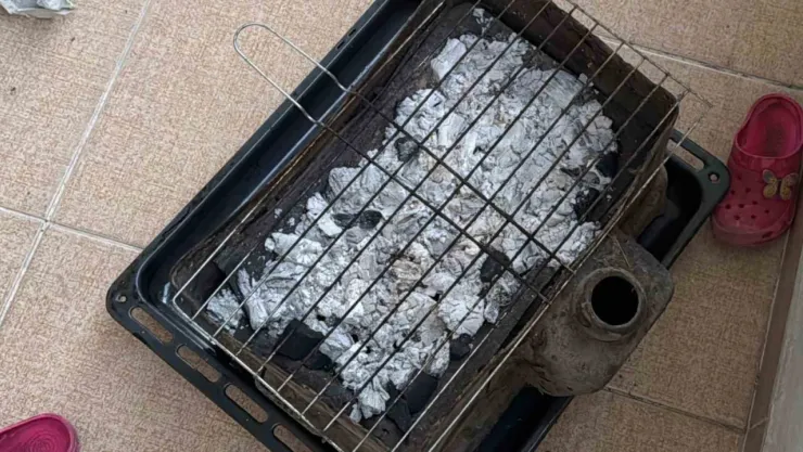 Isınmak için mangal yakmışlardı, 5 kişilik aile hastanelik oldu