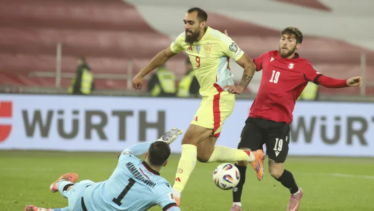 İspanya 5'te 5 yaptı