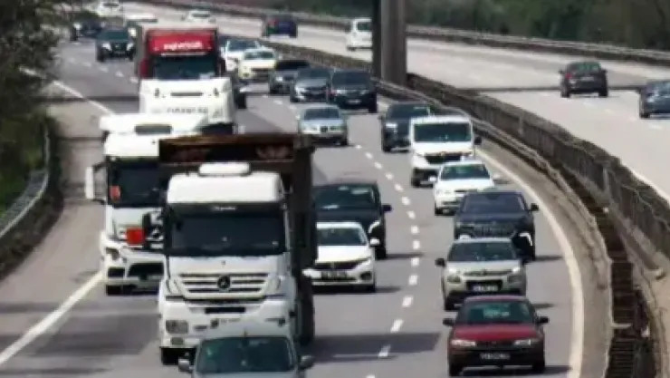 İstanbul istikametine yoğun trafik