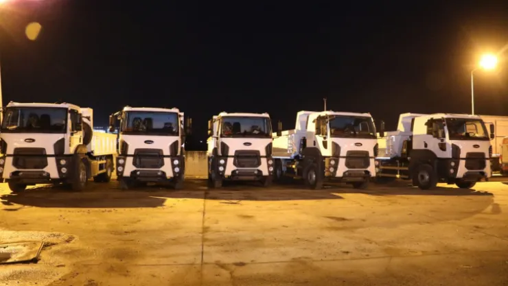 İzmit Belediyesi araç filosunu büyüttü