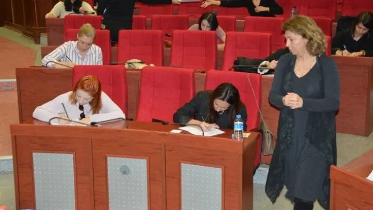 İzmit Belediyesi kütüphaneci alımı sınavı yapıldı
