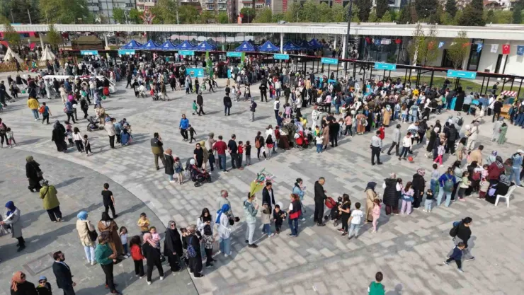 İzmit'te 23 Nisan coşkusu
