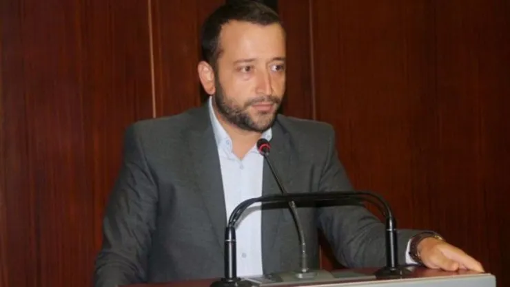 'İzmit'te çok reklam,  az iş yapıldığı tescillendi'