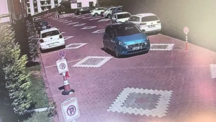 Kaan Şensoy'a evinde kurşun yağdıran saldırganların kaçma anı kamerada!