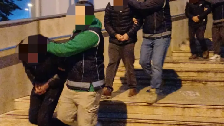 Kaçak göçmenleri taşıyan organizatörler yakalandı: 3 tutuklama