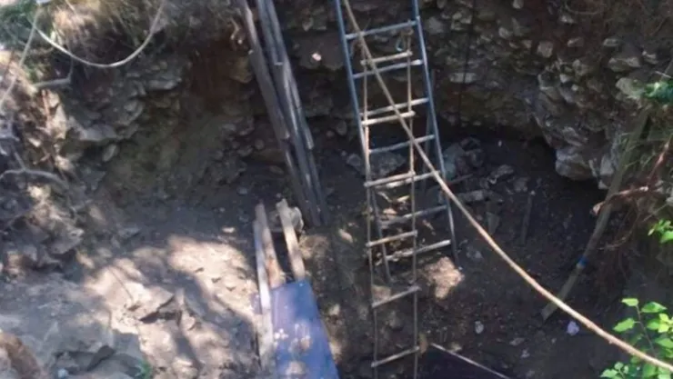 Kaçak kazı yapan 8 şahsa jandarma şoku!