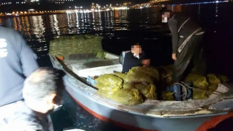 Kaçak midye avcılarına suçüstü