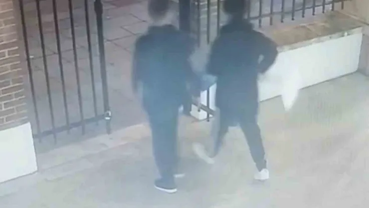 Önce gözetlediler sonra çaldılar