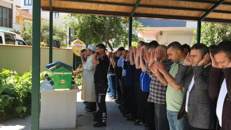 Kalp krizi geçirmişti, son yolculuğuna uğurlandı
