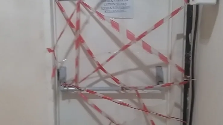 Kamu kurumunda şok görüntü!