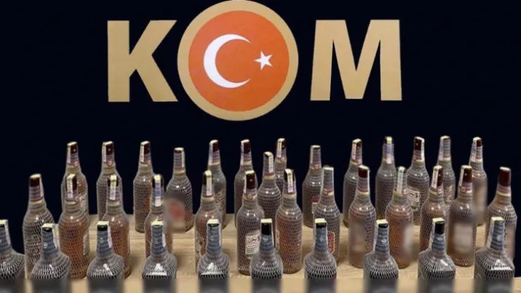 Kamyondan kaçak alkol çıktı