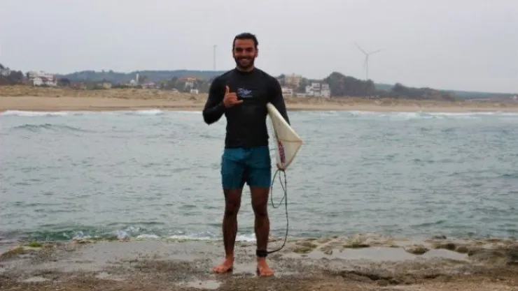 Karadeniz'in hırçın dalgalarında olimpiyatlara hazırlanıyor