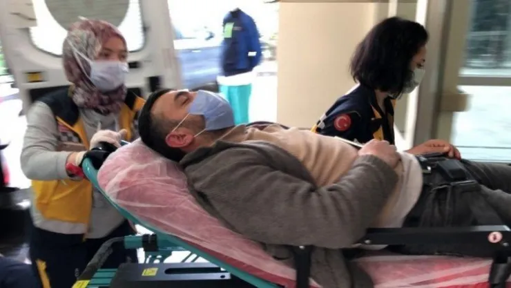 Kartepe'de bıçakla intihar girişimi!