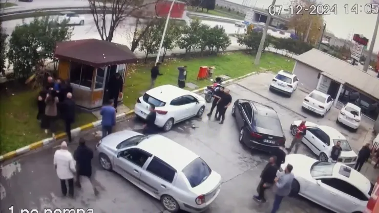 Kartepe'deki akaryakıt istasyonunda dehşet!