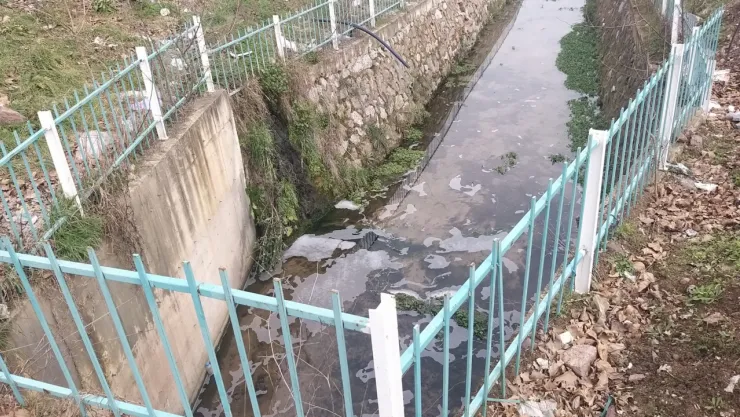 Kartepe Kule deresi kirlilik devam ediyor