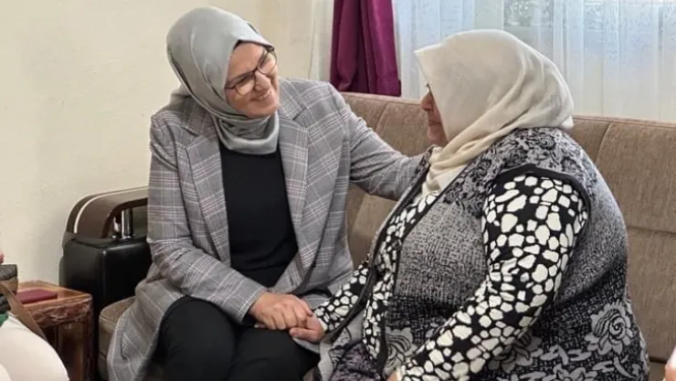 Katırcıoğlu'ndan Türkkan'a: Bu şehir senin yüzünü görmek istemiyor