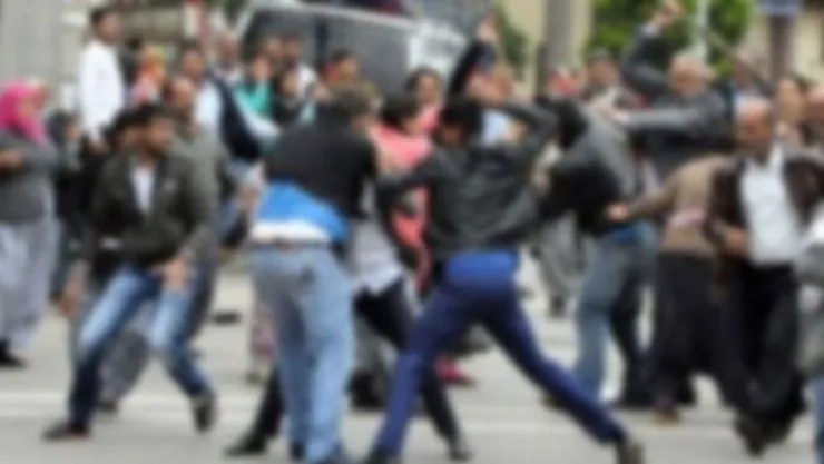 Kaza tutanağı için buluşan şahısların kavgası kanlı bitti