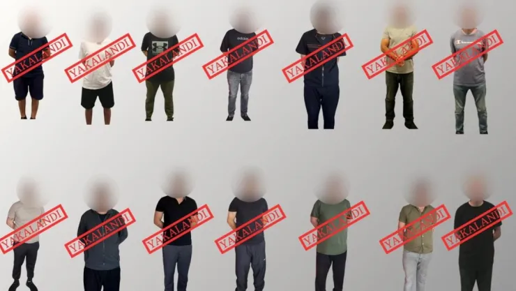 Kırmızı bültenle aranan 12 suçlu Türkiye'ye getirildi